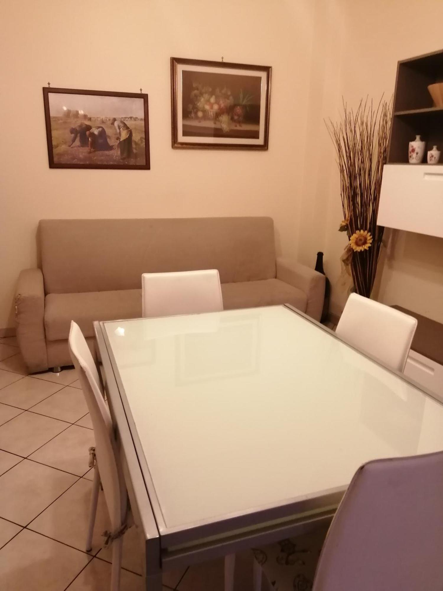 דירות אסטי La Casa Di Fiore מראה חיצוני תמונה
